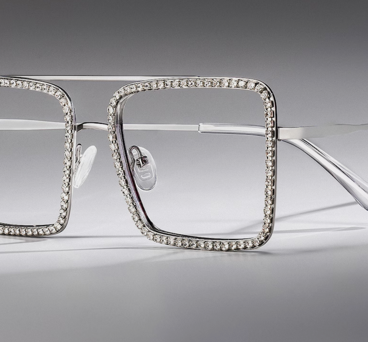 Lunettes femme Diva Spark chaîne strass – photo 3